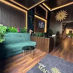 Macedonia Square 호텔 4*