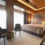 Macedonia Square 4*