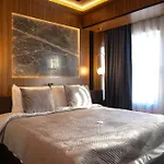 Macedonia Square Hotel 4*