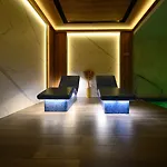 Hotel Macedonia Square 4*