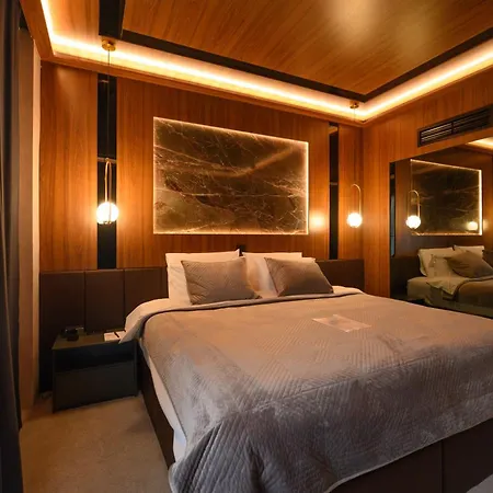 Macedonia Square 4* Skopie