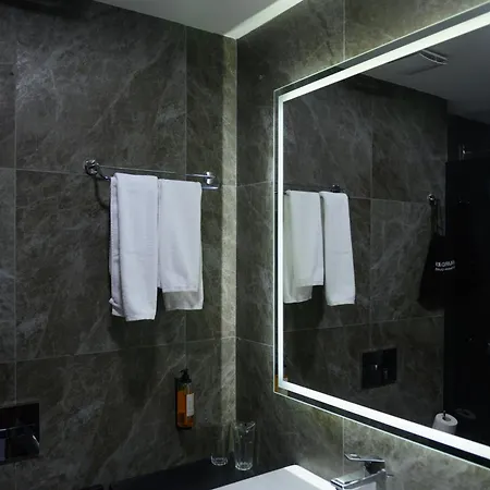 Macedonia Square 4* スコピエ