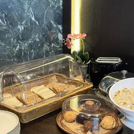 Macedonia Square 4* スコピエ