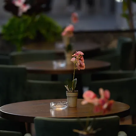 Macedonia Square Hotel