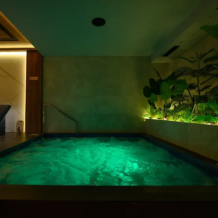 Hotell Macedonia Square 4*