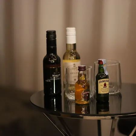 ホテル Macedonia Square スコピエ