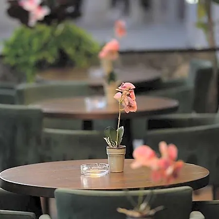 Macedonia Square Hotel