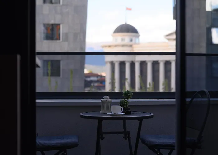 Macedonia Square ホテル