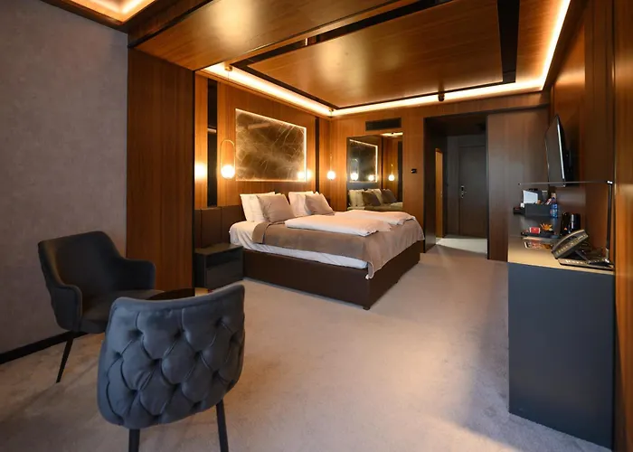 ホテル Macedonia Square スコピエ