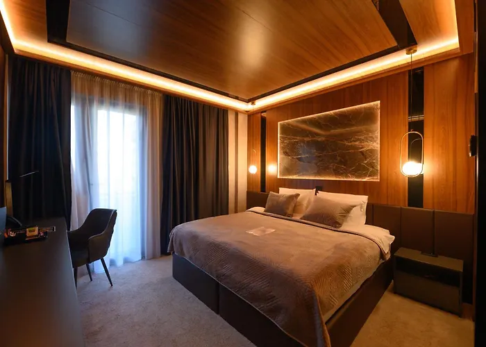 Macedonia Square ホテル 4*