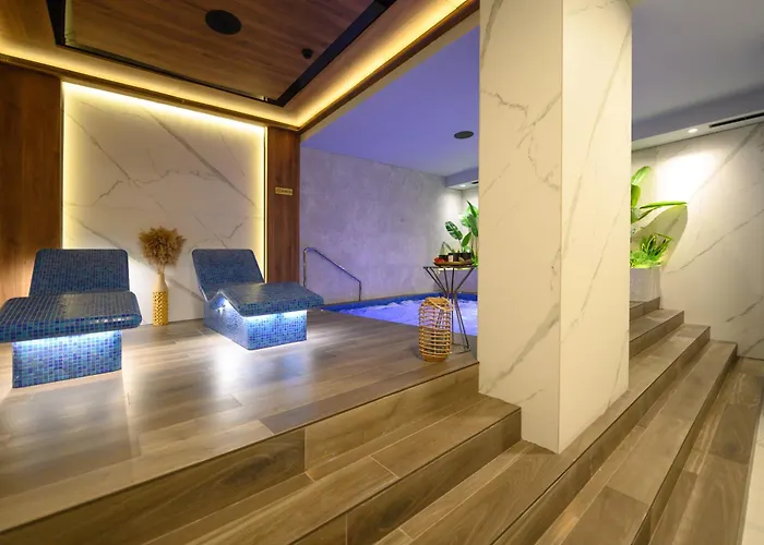 Macedonia Square ホテル スコピエ