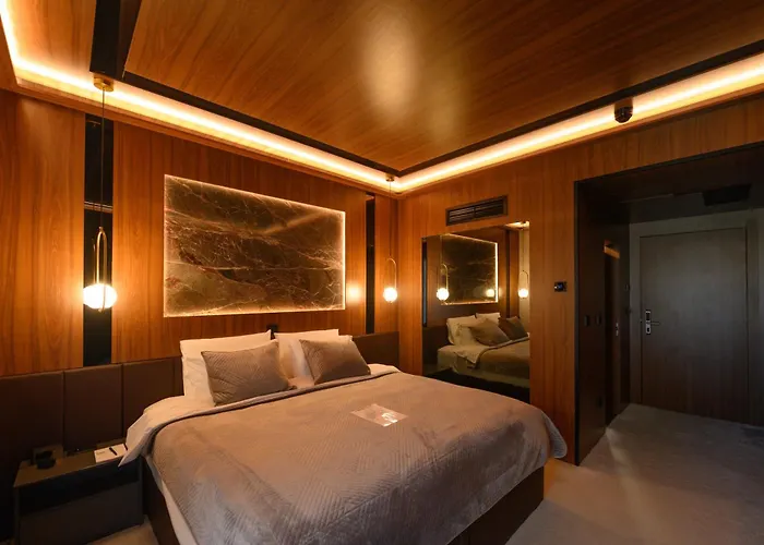 ホテル Macedonia Square スコピエ