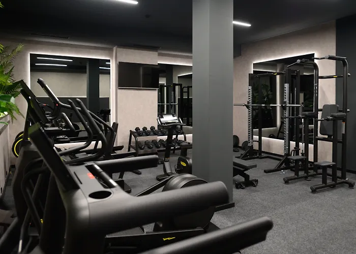 Hotel Macedonia Square 4*