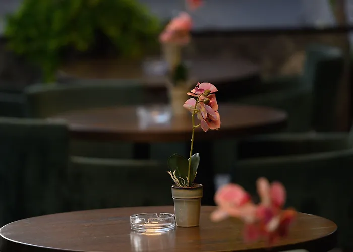 Macedonia Square ホテル