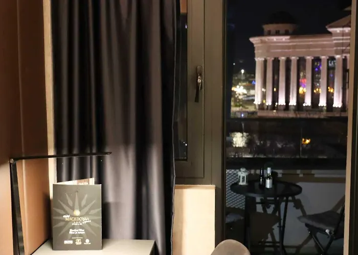 Macedonia Square Hotel